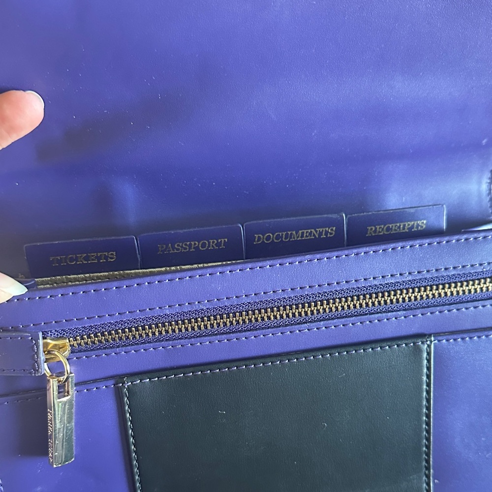 Ivanka Trump Elegant Purple and Black Wristlet - Picture 2 of 4